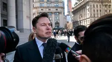 Съдия обяви за неверни коментарите на Мъск в Twitter за сваляне на Tesla от борсата