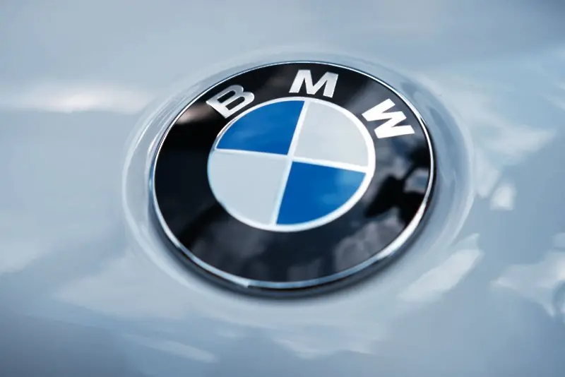 Шефът на BMW очаква недостигът на чипове да продължи до 2023 г.