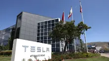 Tesla изненада Уолстрийт с ново рекордно тримесечие