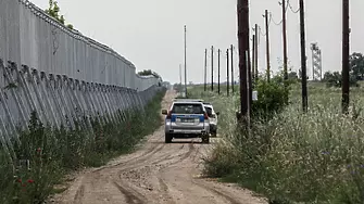 Гърция планира да удължи граничната си стена с Турция