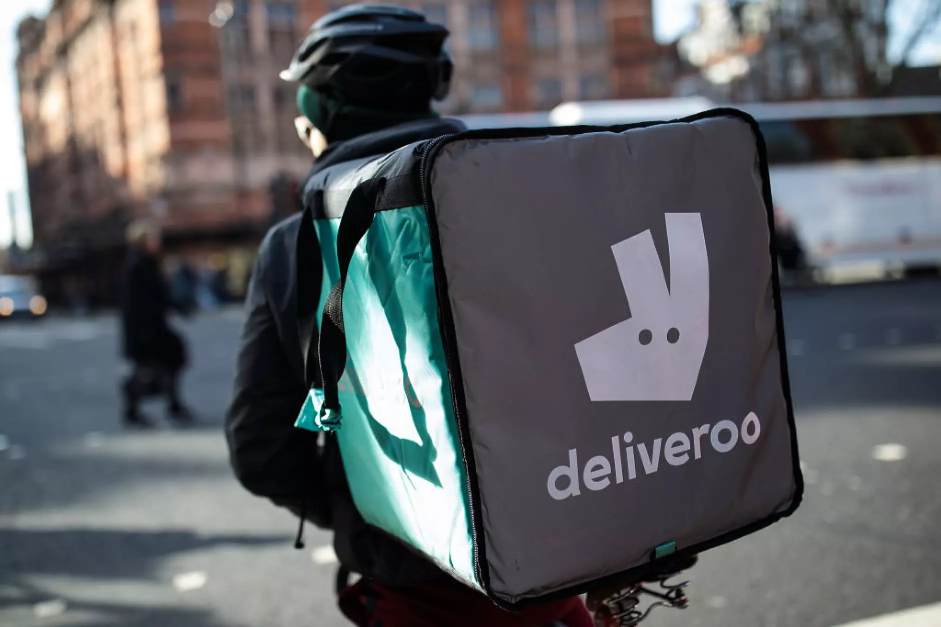 Deliveroo спира да работи в Нидерландия