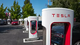 Южна Корея глобява Tesla с 2,2 млн. долара за спестена за пробега информация