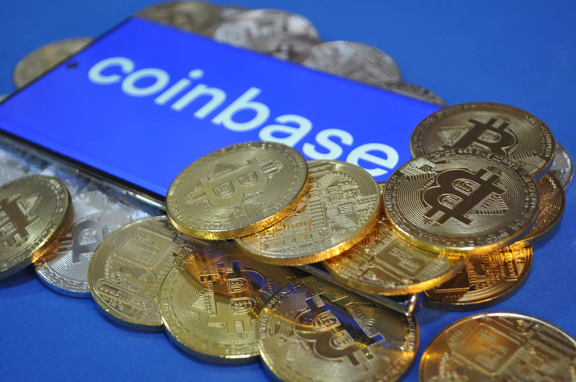 Криптоборсата Coinbase  плаща 50 млн.  долара глоба  за нарушаване на американски закон