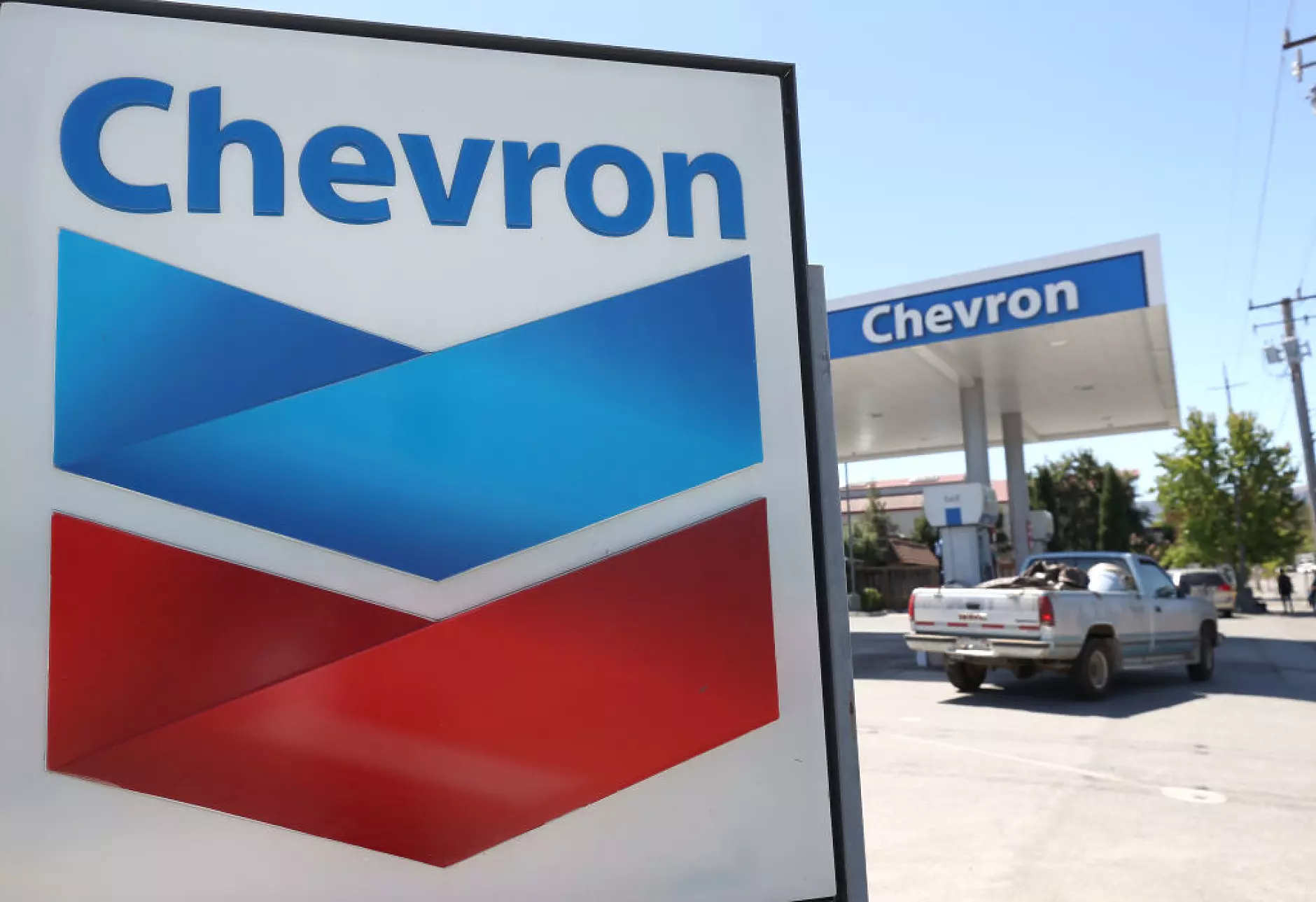 Chevron планира мащабно обратно изкупуване на акции