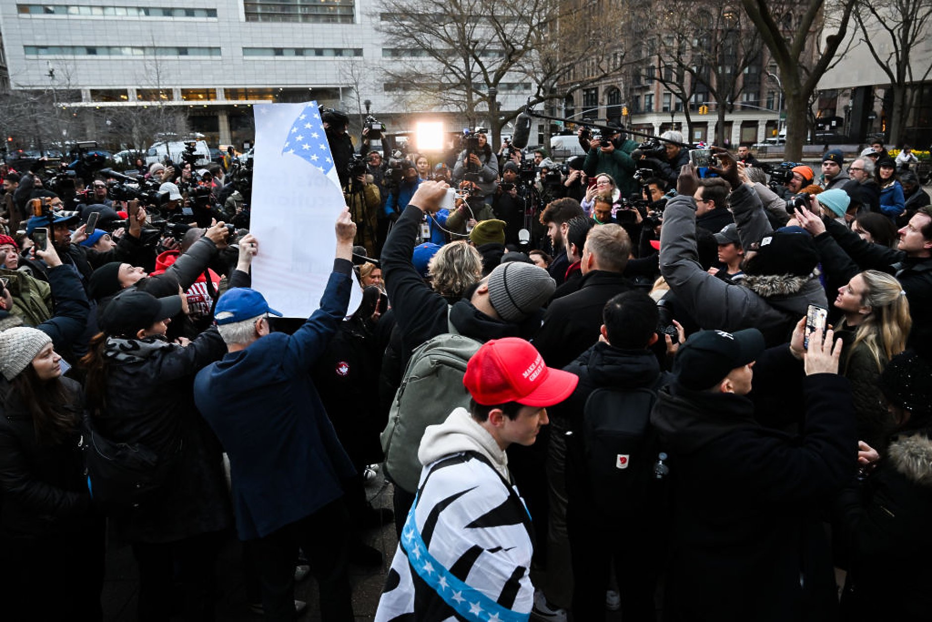  Ню Йорк се готви за демонстрации на поддръжници на Тръмп заради очакваното повдигане на обвинения срещу него