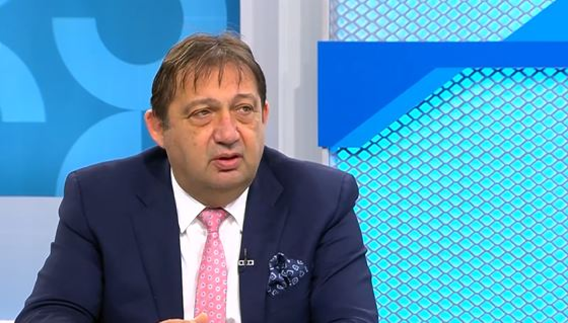 Шишков: Липсва асфалт на още няколко отсечки, започва разследване