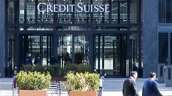 Акционерите на Credit Suisse се събират, за да търсят отговори от банката