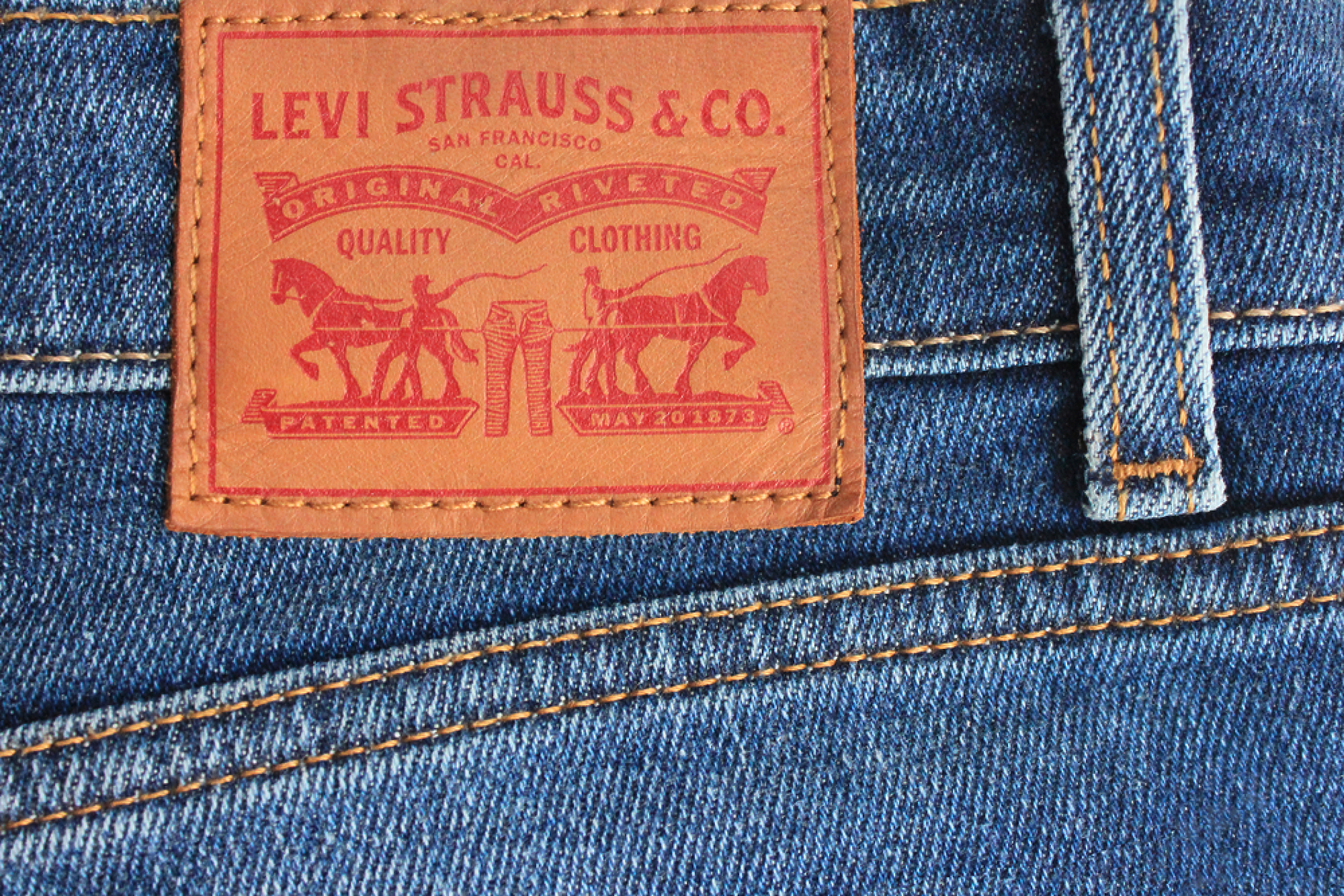 Levi’s се впуска в смел експеримент с AI модели