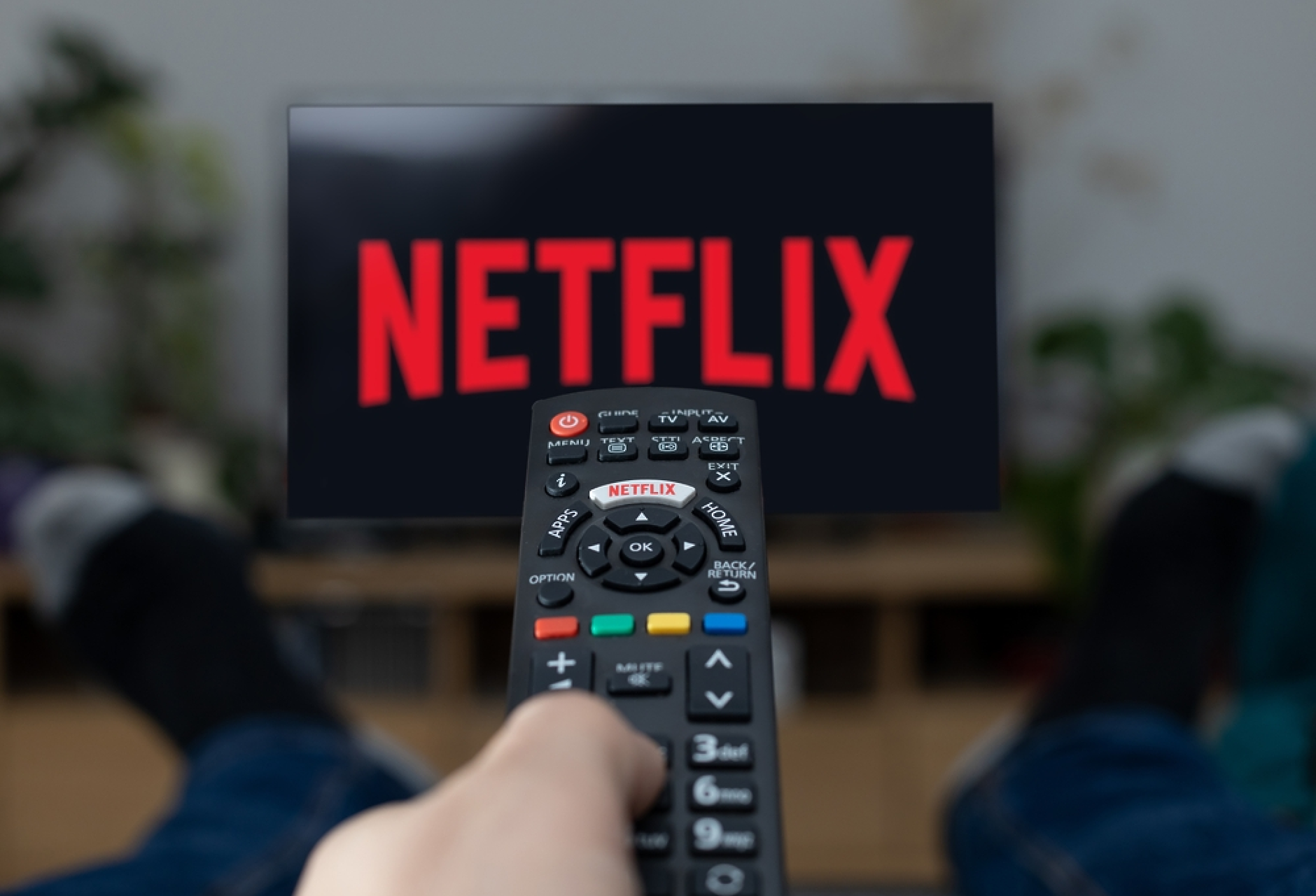 Netflix забрани безплатното споделяне на акаунти с други потребители