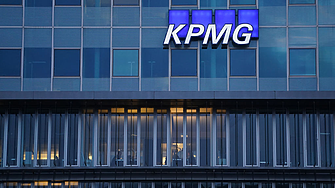 KPMG съкращава 5% от служителите си в САЩ