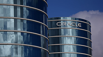 Oracle съкращава стотици работни места