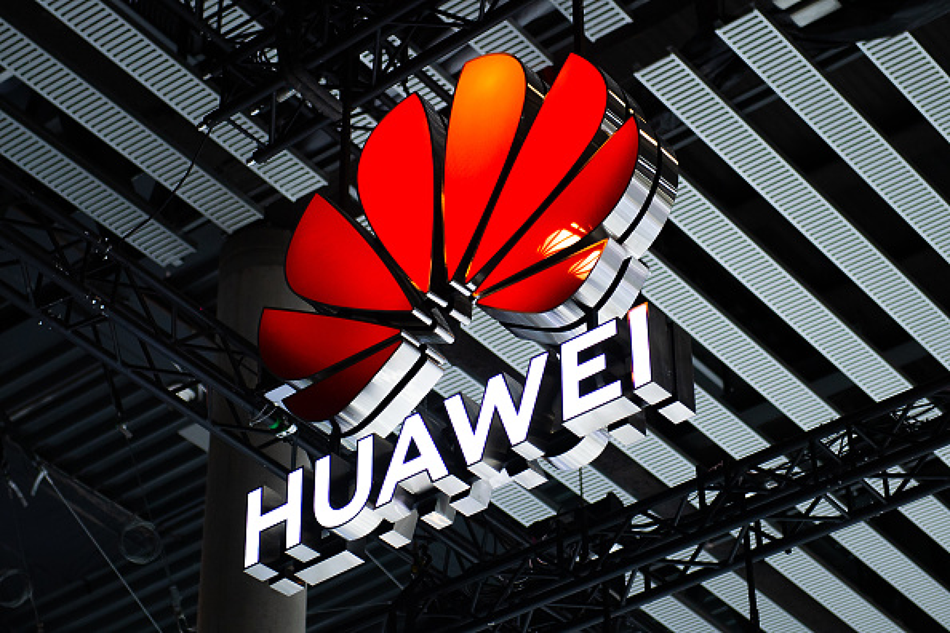 Huawei се отказа от пускането на 5G смартфон до края на годината