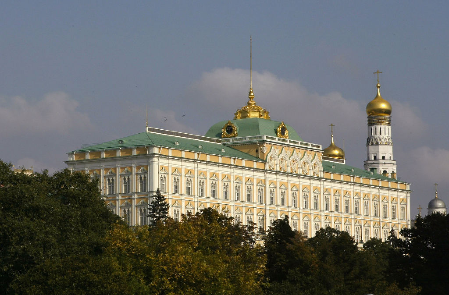 Москва обвини Киев, че манипулира руснаци, за да подпалват сгради в Русия