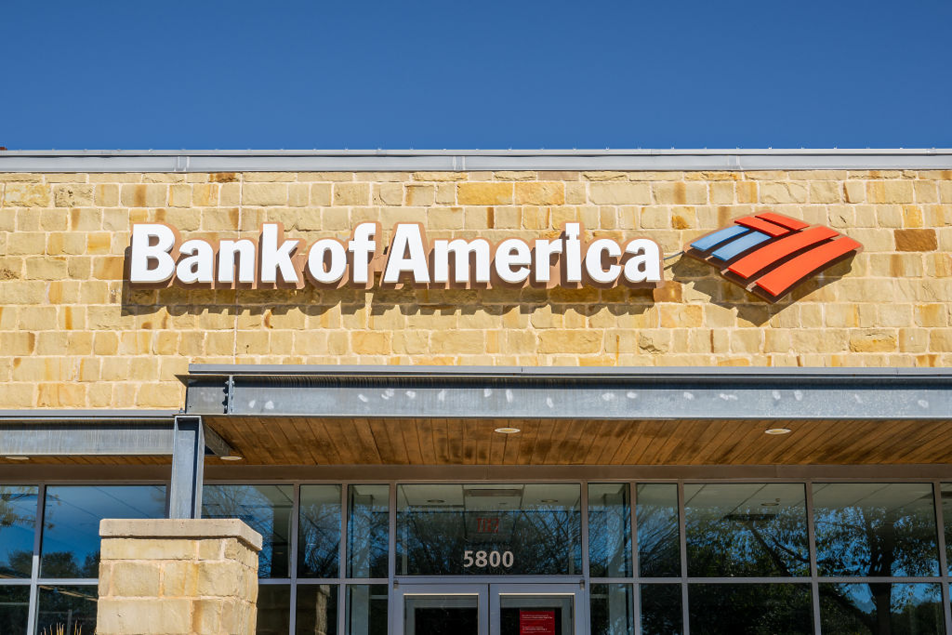 Bank of America: Американските акции все още са под риск от твърдо икономическо приземяване