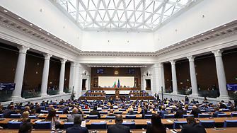 Борисов, Пеевски и Атанас Атанасов внесоха предложение за парламентарен контрол над еврофондовете