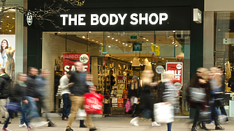 Aurelius преговаря за закупуването на The Body Shop