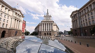 Преговорите ротация или избори започнаха, преди това от ДБ поставиха с резолюция 12 условия