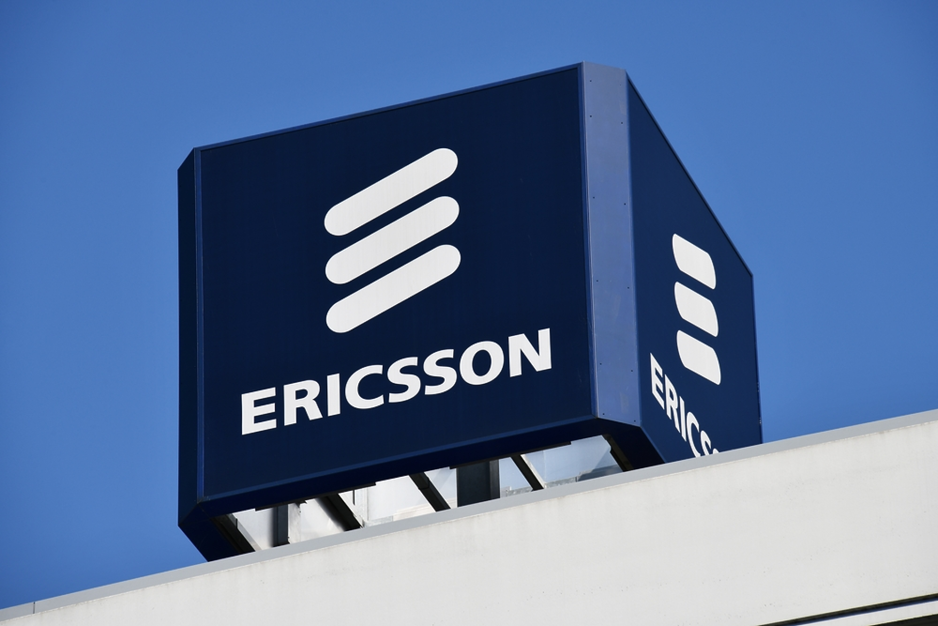 Ericsson реже разходи с нови мерки, сред тях и съкращение на 1200 работни места в Швеция