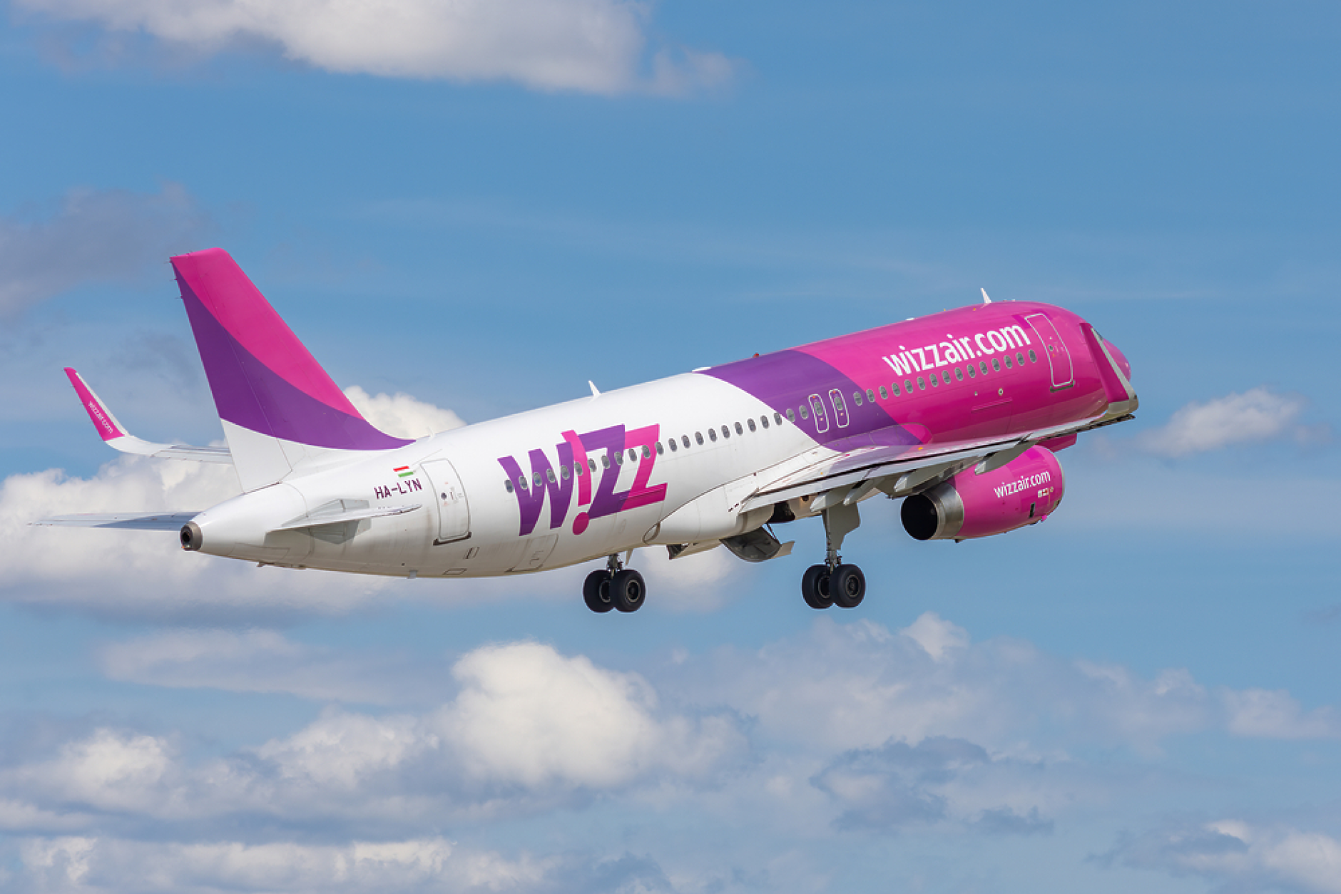  Wizz Air е шампион по закъснения на полетите във Великобритания 