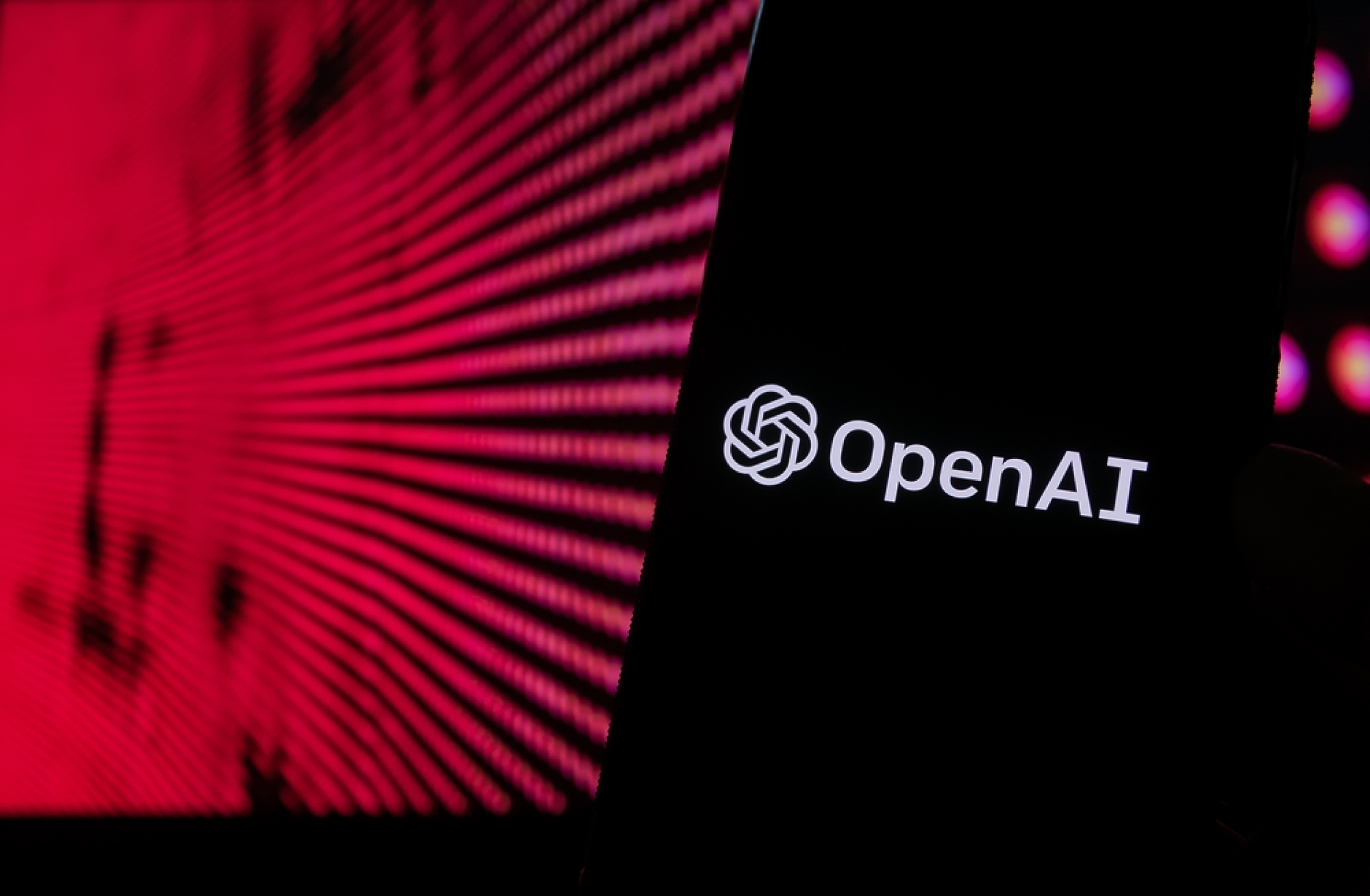 OpenAI е неутрализирал пет опита за злоупотреба с неговите ИИ модели за „измамна дейност“