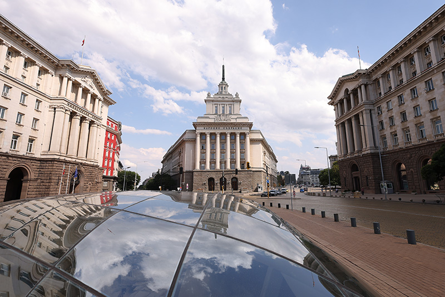 Маркет ЛИНКС: Само 9% е доверието в новия парламент