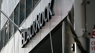 Компаниите BlackRock, Microsoft и MGX от Абу Даби събират 30 млрд. долара за инвестиции в ИИ инфраструктура