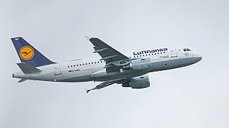 Шефът на Lufthansa обеща да съживи „проблемната“ авиокомпания до 2026 г.