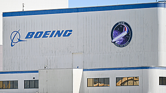 Boeing обмисля набиране на поне $10 млрд. от продажба на акции