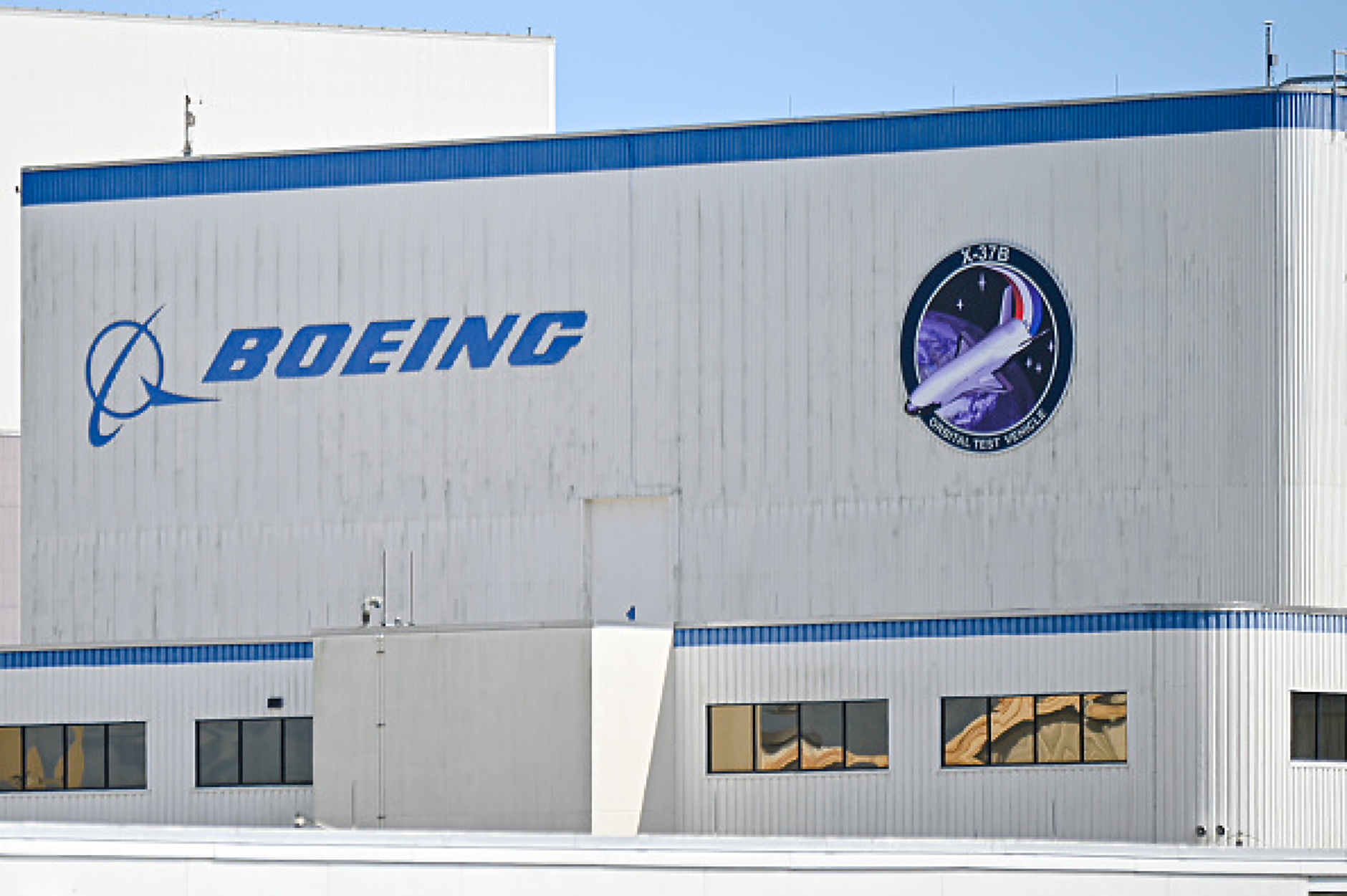 Boeing сключи кредитно споразумение за $10 млрд. 