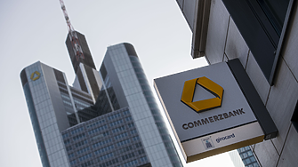 UniCredit е увеличила дела си в Commerzbank до около 28%