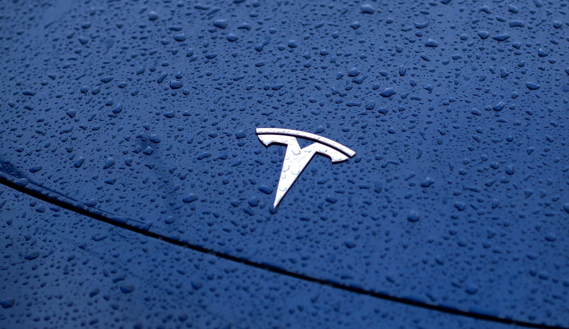  Tesla ще коригира софтуера на  77 650 автомобила, произведени в Китай