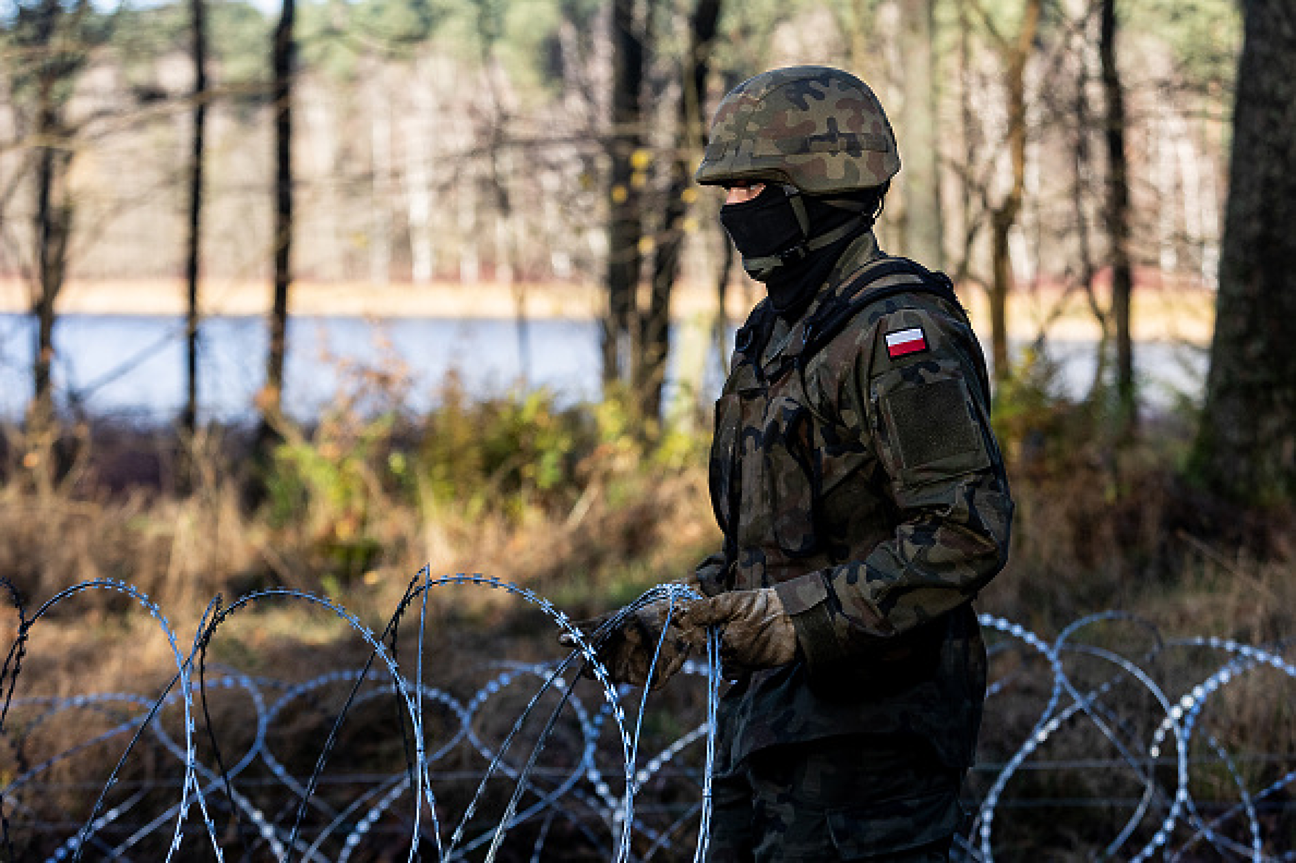 Полша реши да разположи противопехотни мини на границата с Русия