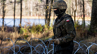 Полша реши да разположи противопехотни мини на границата с Русия